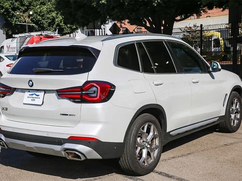 Used 2022 BMW X3 sDrive30i w/ Premium Package 2 image 4