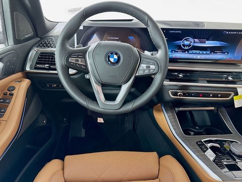New 2026 BMW X5 xDrive50e image 19