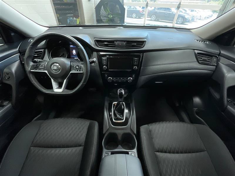 Used 2020 Nissan Rogue SV FWD image 26