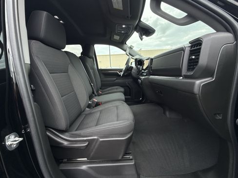 Used 2023 Chevrolet Silverado 1500 LT AWD/4WD image 26