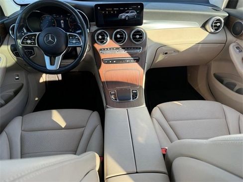 Certified 2022 Mercedes-Benz GLC 300 4MATIC image 9