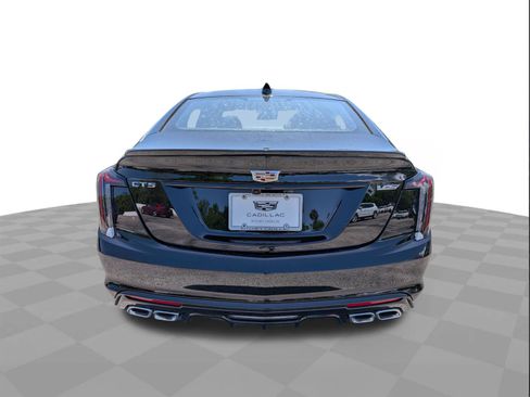 New 2026 Cadillac CT5 V image 5