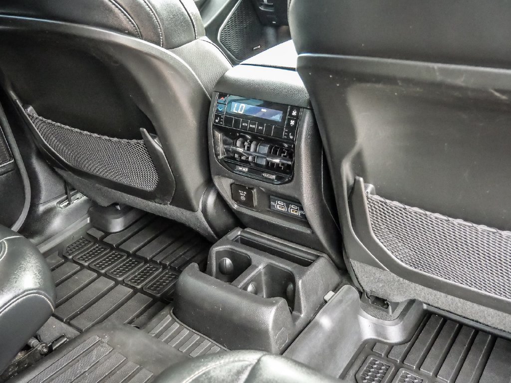 Used 2022 Jeep Grand Cherokee L Limited RWD image 26