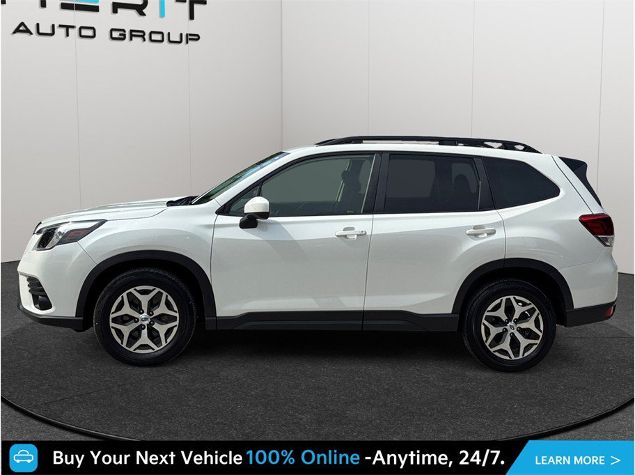 Used 2024 Subaru Forester Premium AWD/4WD image 5
