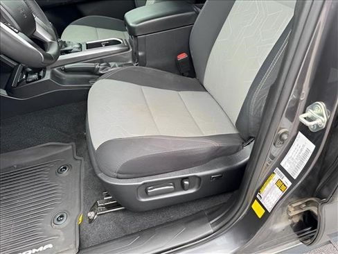 Used 2021 Toyota Tacoma TRD Sport AWD/4WD image 6