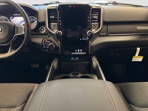 New 2026 RAM 1500 4x4 Crew Cab image 12
