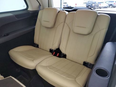 Used 2019 Mercedes-Benz GLS 450 4MATIC image 7