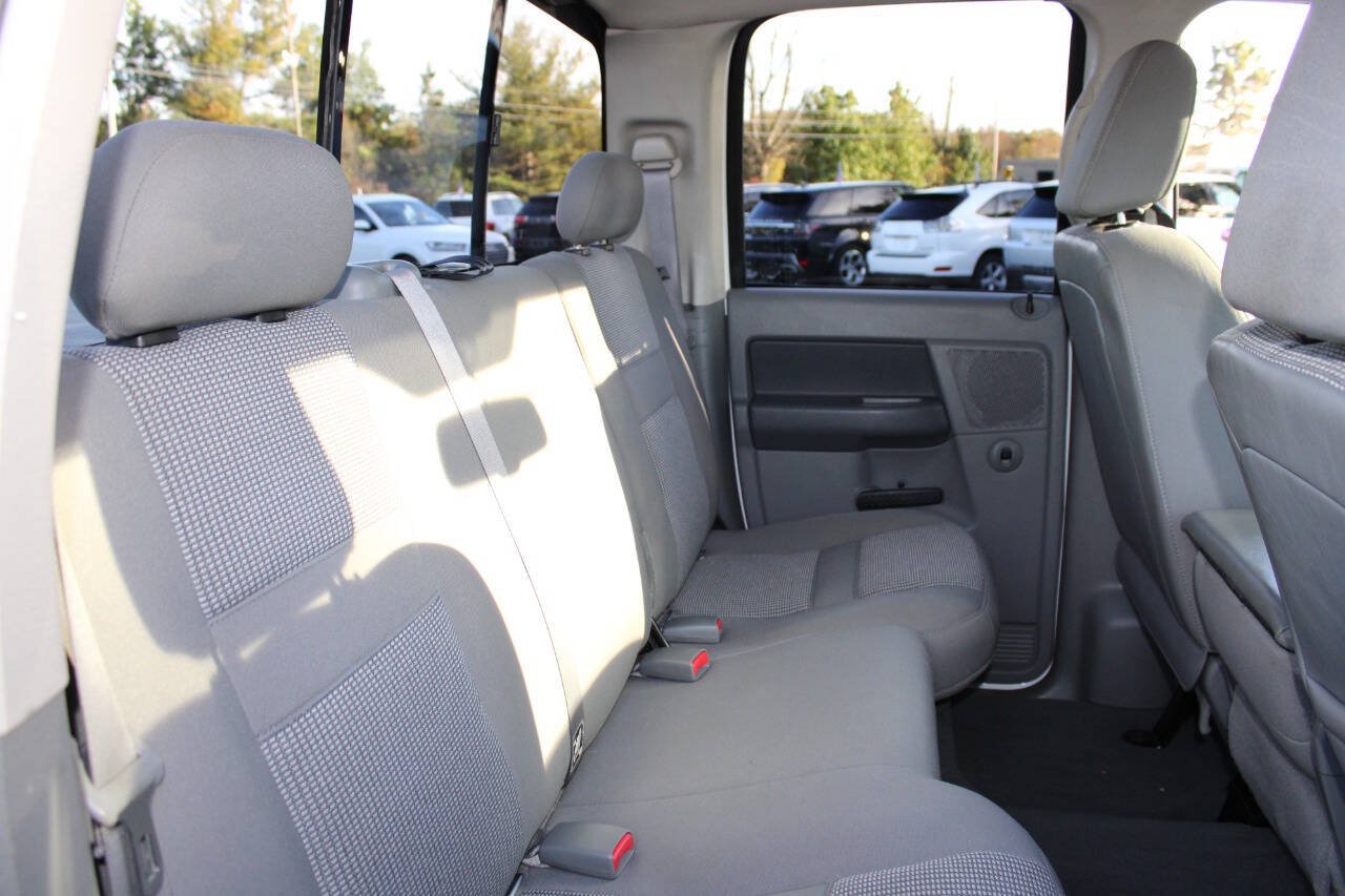 Used 2008 Dodge Ram 1500 Truck SLT w/ Popular Equipment Group AWD/4WD image 16