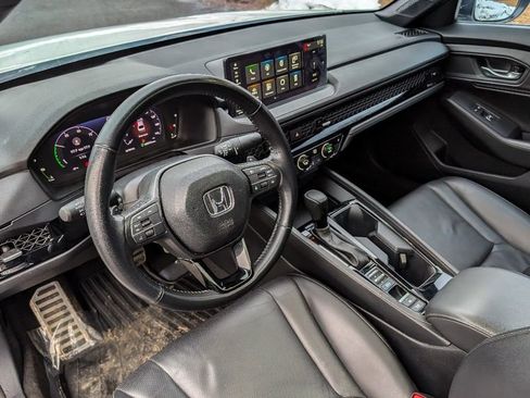 Used 2024 Honda Accord Sport image 18