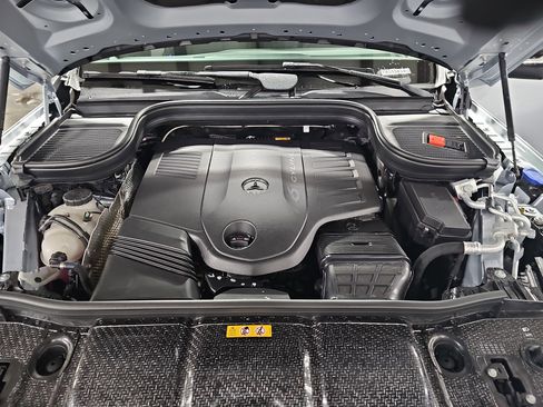 New 2026 Mercedes-Benz GLS 450 4MATIC image 33