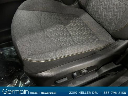 Used 2023 Chevrolet Equinox LT image 21