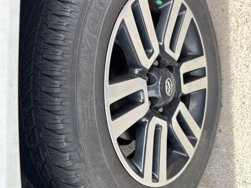 Used 2024 Toyota 4Runner Limited image 12