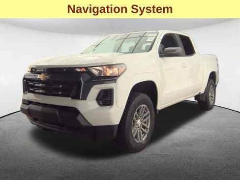 Used 2024 Chevrolet Colorado LT image 4