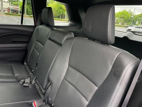 Certified 2023 Honda Passport EX-L image 40