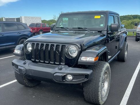 Used 2021 Jeep Gladiator Sport AWD/4WD image 1