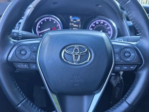 Used 2019 Toyota Camry SE w/ Carpet Mat Package FWD image 32