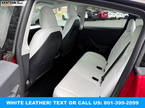 Used 2023 Tesla Model Y Performance AWD/4WD image 32