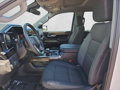Certified 2024 Chevrolet Silverado 1500 RST w/ Convenience Package II AWD/4WD image 22