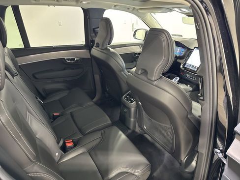 New 2026 Volvo XC90 T8 Ultra w/ Protection Package Premier AWD/4WD image 24