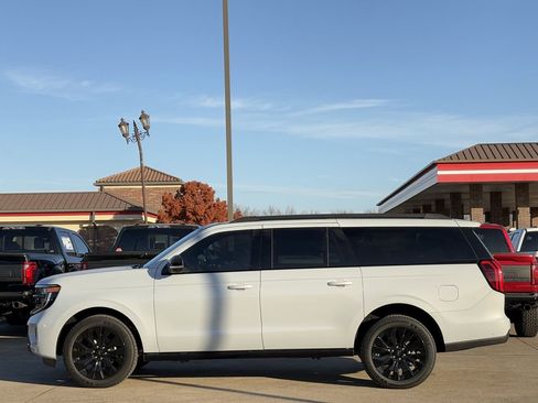 New 2025 Ford Expedition Max Platinum w/ Stealth Appearance Package image 27