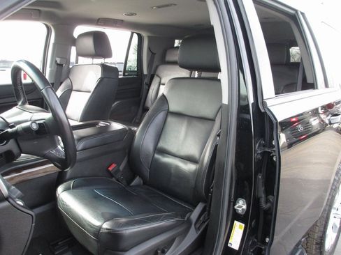 Used 2016 Chevrolet Tahoe LT image 16
