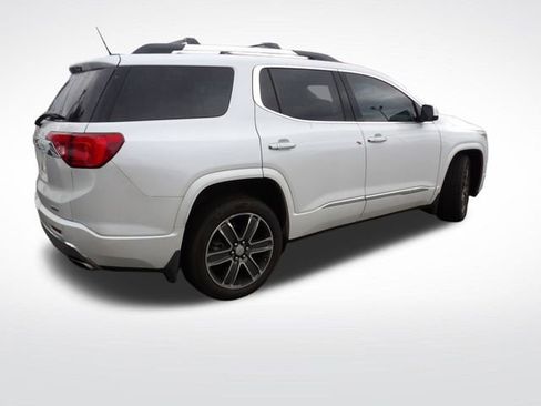 Used 2019 GMC Acadia Denali image 12