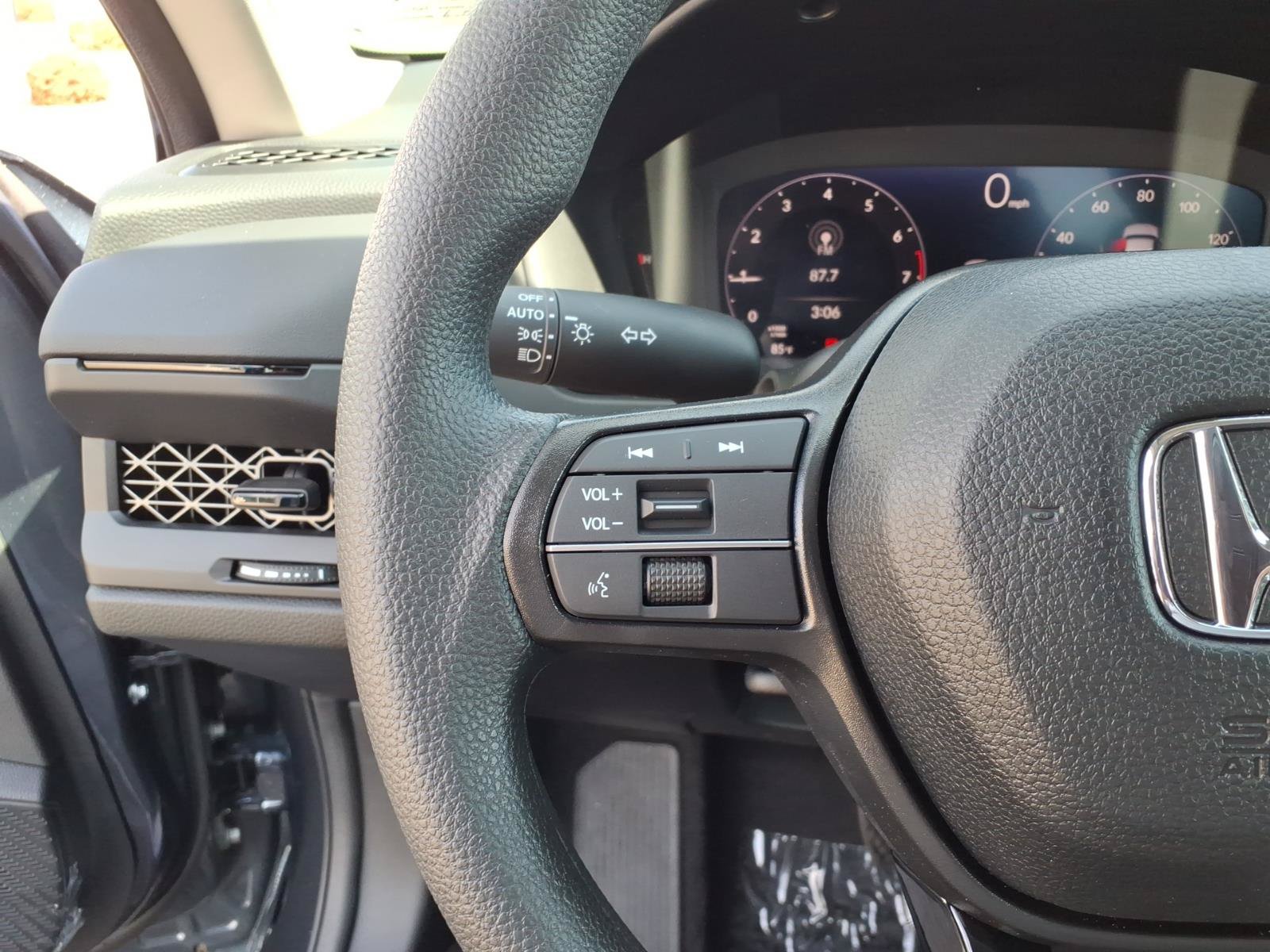 New 2026 Honda Accord LX image 10