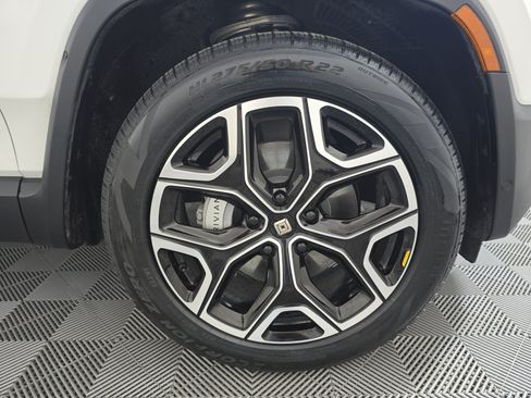 Used 2024 Rivian R1S Adventure Dual AWD/4WD image 11