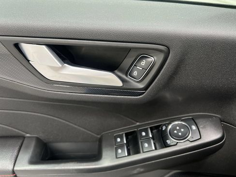 Used 2024 Ford Escape ST-Line FWD image 13