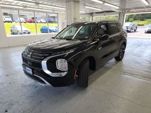 Used 2023 Mitsubishi Outlander SEL image 5