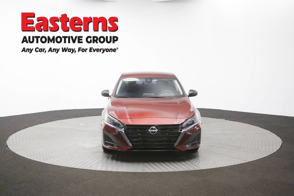 Used 2025 Nissan Altima 2.5 SV FWD image 50