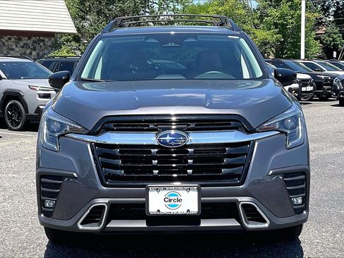 Certified 2025 Subaru Ascent Touring AWD/4WD image 3