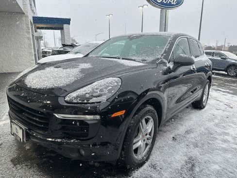 Used 2016 Porsche Cayenne image 2