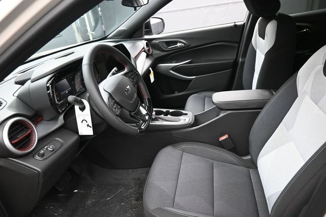 New 2026 Chevrolet Trax RS FWD image 8