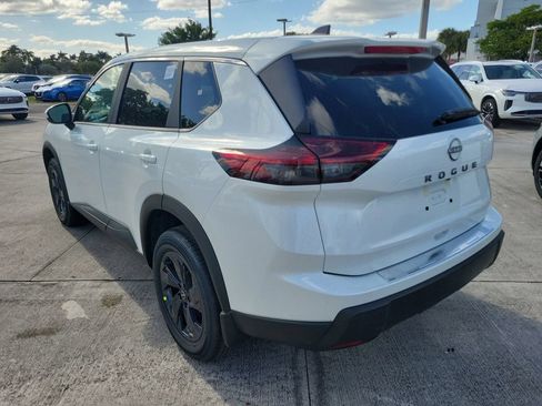 New 2026 Nissan Rogue SV FWD image 3