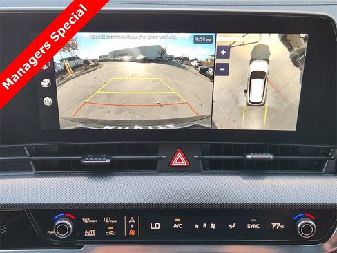 New 2025 Kia Sportage SX image 12