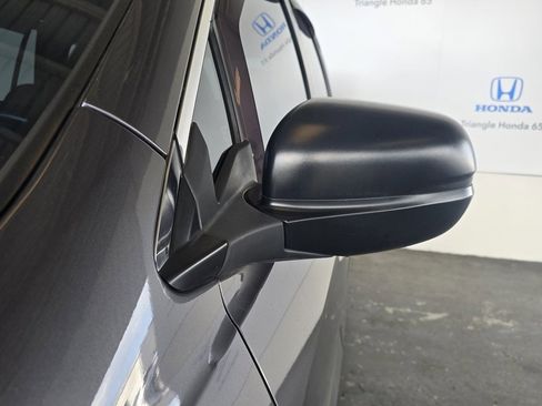 Used 2019 Honda Pilot LX image 27