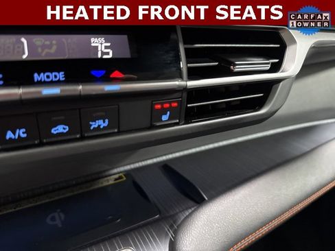 Used 2022 Toyota Sienna XSE image 6