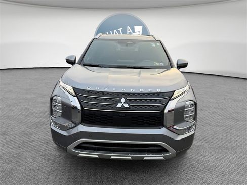 Used 2022 Mitsubishi Outlander SEL image 9