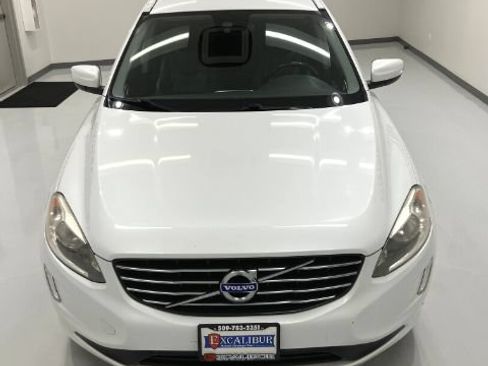 Used 2017 Volvo XC60 T6 Inscription w/ Protection Package AWD/4WD image 5