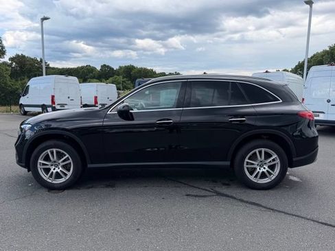 Used 2023 Mercedes-Benz GLC 300 4MATIC image 4