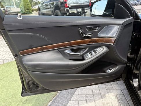 Certified 2015 Mercedes-Benz S 550 Sedan image 16