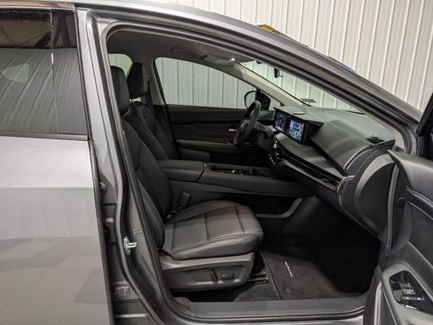 Used 2025 Nissan Murano SV AWD/4WD image 29