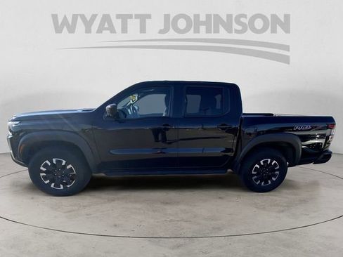 Used 2023 Nissan Frontier PRO-4X w/ Pro Convenience Package image 3