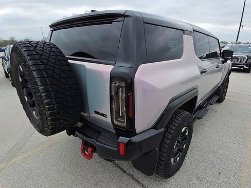 Used 2024 GMC Hummer EV 2X w/ Extreme Off-Road Package AWD/4WD image 2