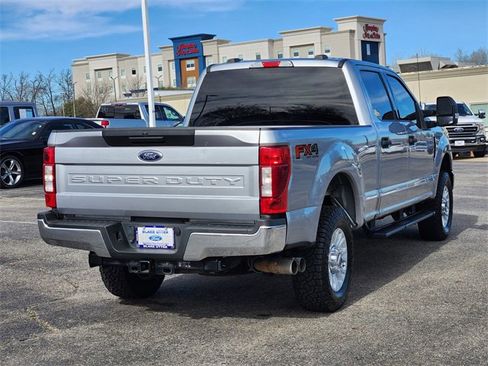 Used 2022 Ford F250 XLT w/ FX4 Off-Road Package image 5