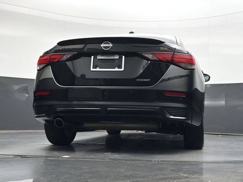 Used 2025 Nissan Sentra SR w/ Midnight Edition FWD image 45