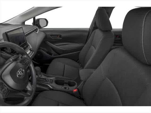 Used 2025 Toyota Corolla LE FWD image 8