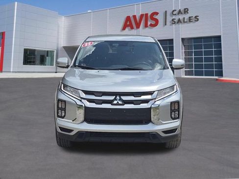 Used 2025 Mitsubishi Outlander Sport SE AWD/4WD image 2
