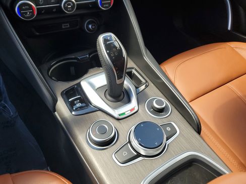 Used 2022 Alfa Romeo Giulia Ti w/ Active Assist Plus Package image 23